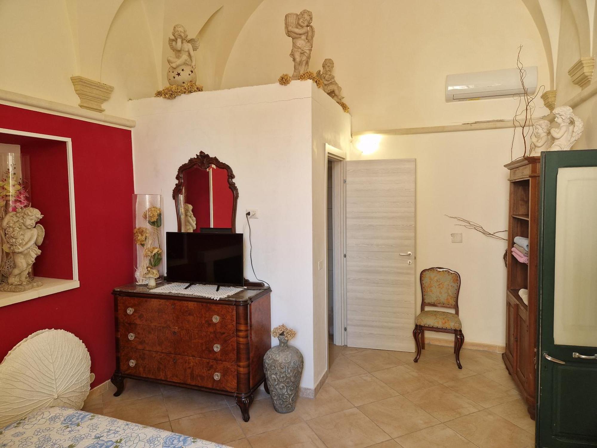 Palazzo Costantini Bed & Breakfast San Donato di Lecce Exterior photo
