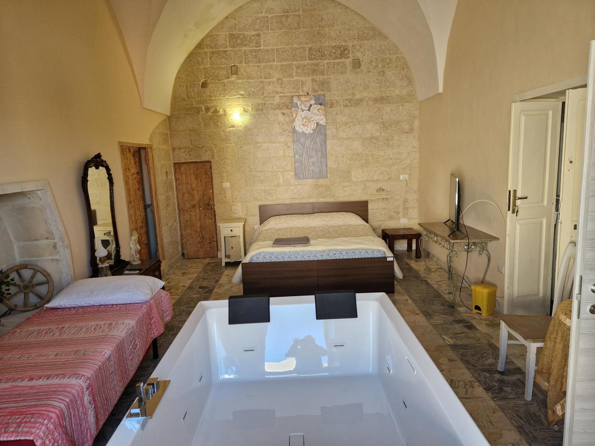 Palazzo Costantini Bed & Breakfast San Donato di Lecce Exterior photo